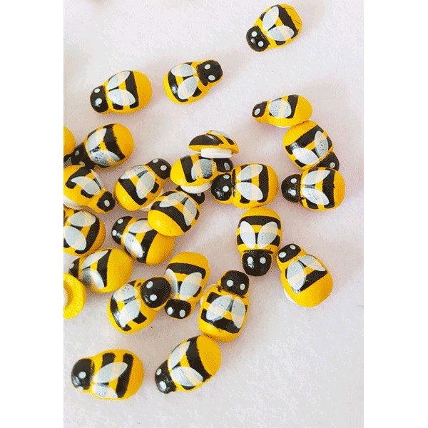 Декоративные украшения "deVENTE. Пчелки" деревянные, размер 12x15 мм, 20 шт, цвет желтый, в пластиковом пакете с блистерным подвесом